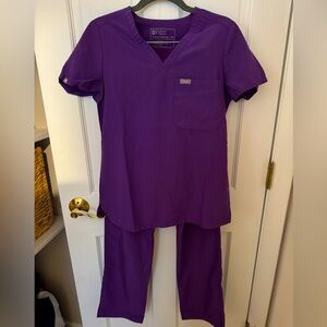 Figs Purple Scrub Set